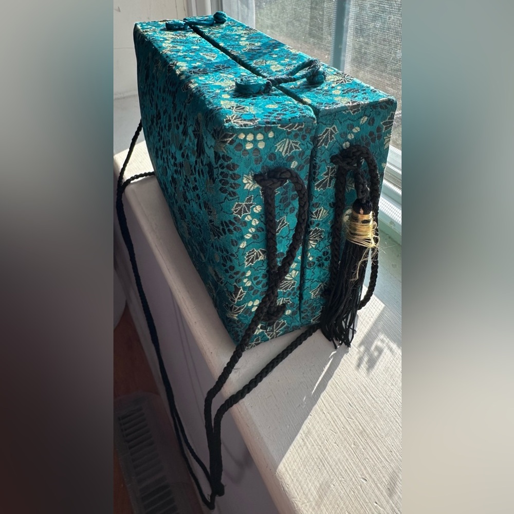 ALL SILK vintage evening bag
